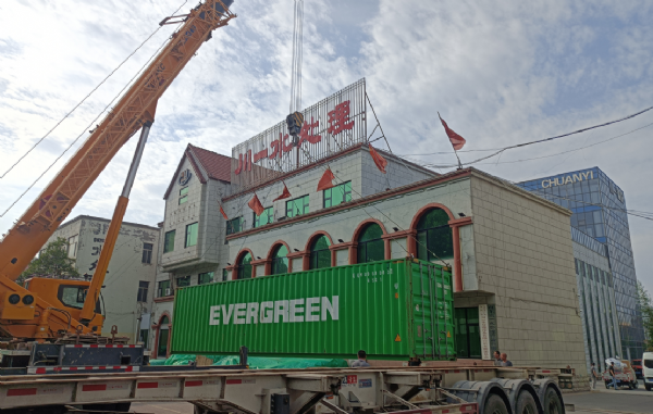 沙特15T單級反滲透設(shè)備集裝箱發(fā)貨